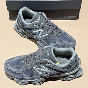 🍁🍂New Balance Black Grey 9060 Sneakers
